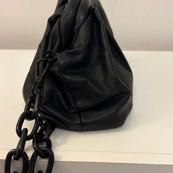 Badgley Mischka Black Chain Clutch (New with Tags Cut Off) - Picture 9 of 10